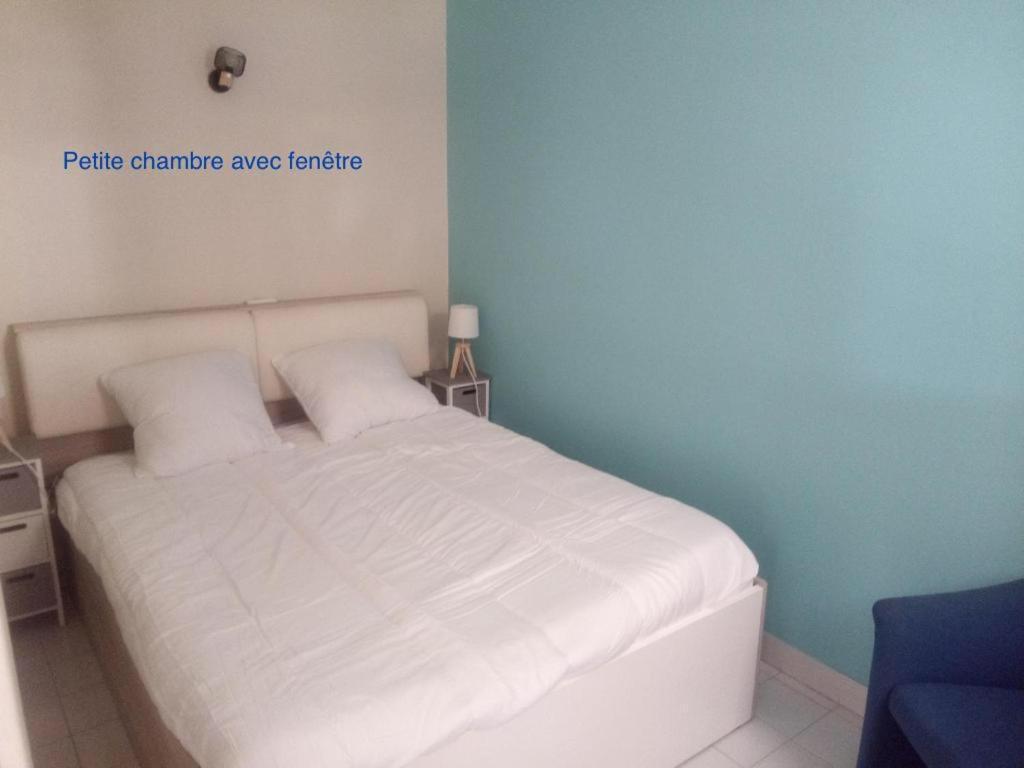 Frejus Plage, Appartement entier , piscine,parking,plage à 200m Exterior foto